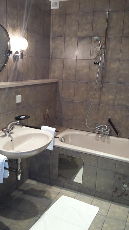 Haus Fichtenstamm Seefeld in Tirol Kamer foto